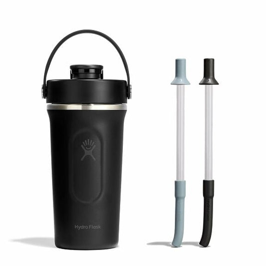 shaker-bottle-and-straw-bundle-c0 group_187_1__1.jpg