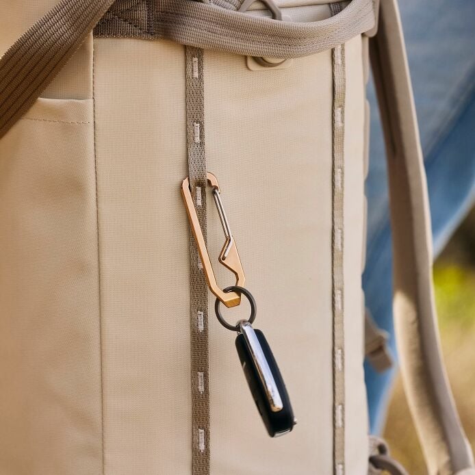 carryouttm-backpack-22-l-n0 hf_carryout_bouwer_d1_l1_torrey_pines_lifestyle_1838_2.jpg
