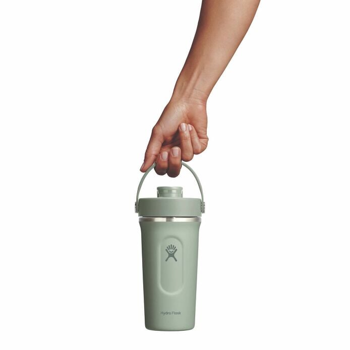gym-bundle-s0 mxcc24374_24ozinsulatedshakerbottle_agave_hb_1.jpg